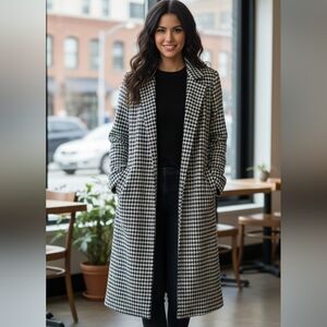 Crescent Drive Medium light weight trench …